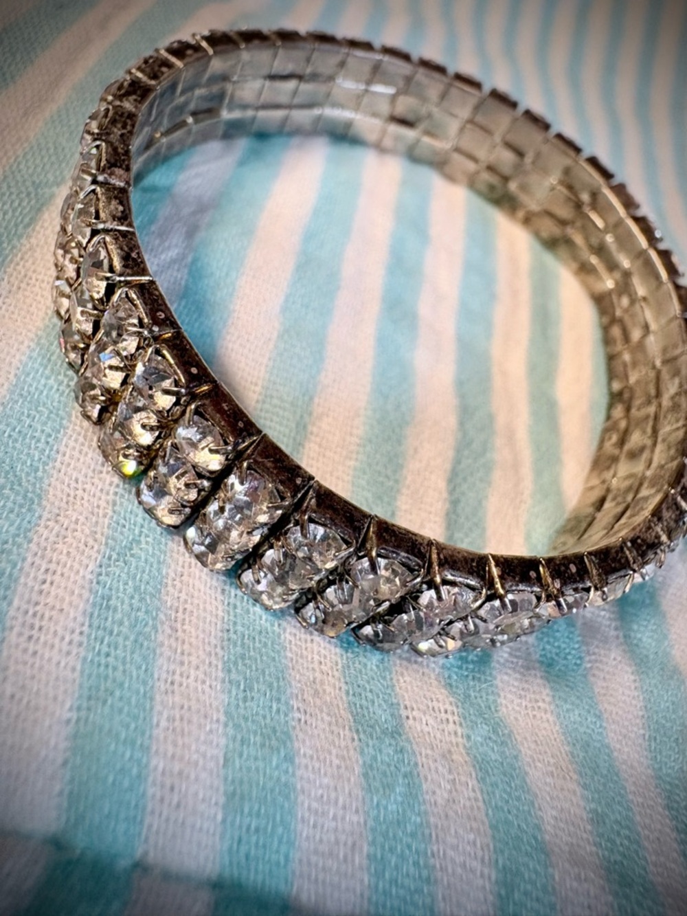 Vintage Silver Tone Rhinestone Stretch Bracelet